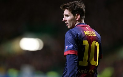 英皇体育热评-丁丁的传球总能创造机会