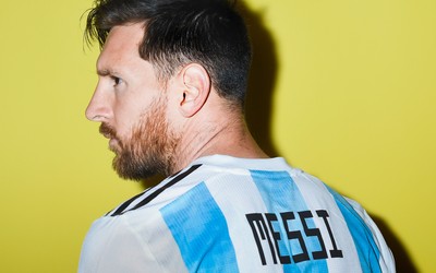 英皇体育评论-詹姆斯兄妹隔空互动有爱